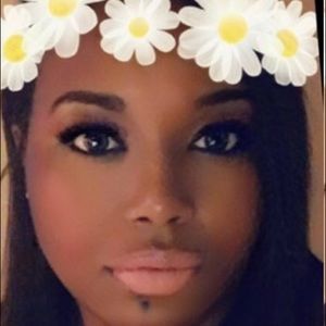 Meet your Posher, Shera